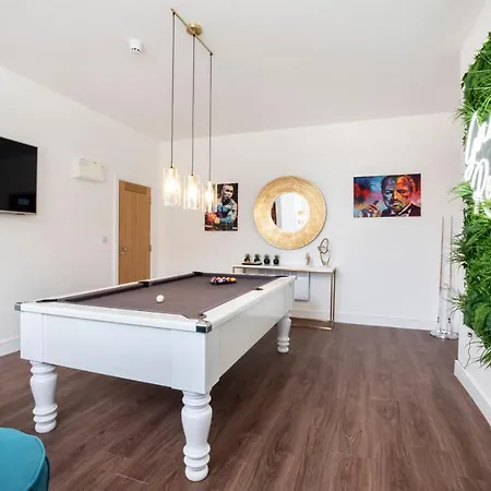 Innvigour Bespoke House With Free Parking For 3 Cars 约克