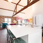 بيت للعطل Innvigour Bespoke House With Free Parking For 3 Cars