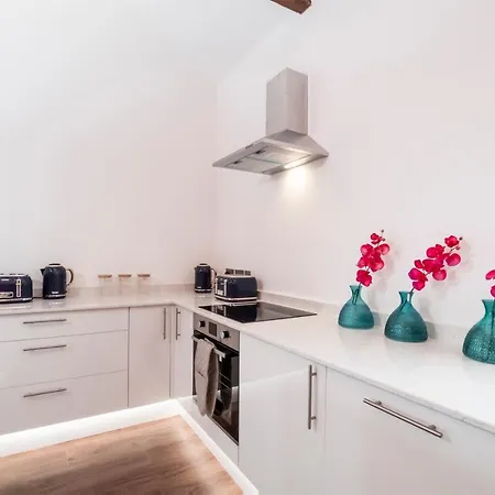 Hébergement de vacances Innvigour Bespoke House With Free Parking For 3 Cars York