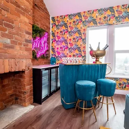 Hébergement de vacances Innvigour Bespoke House With Free Parking For 3 Cars York