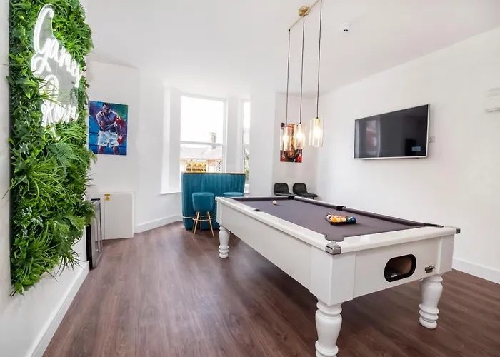 Innvigour Bespoke House With Free Parking For 3 Cars * York