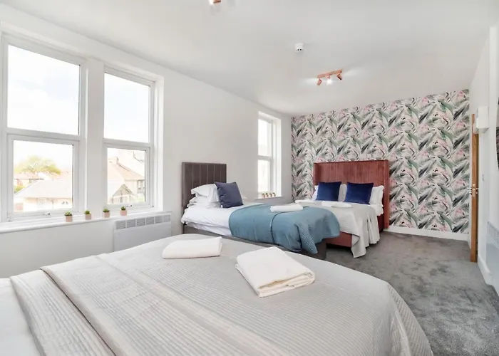 Innvigour Bespoke House With Free Parking For 3 Cars