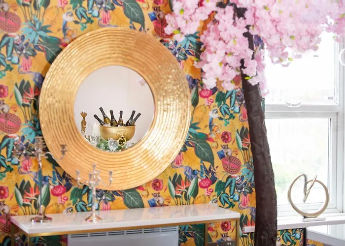 Innvigour Bespoke House With Free Parking For 3 Cars *