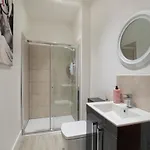 Innvigour Bespoke House With Free Parking For 3 Cars Prázdninový dům York